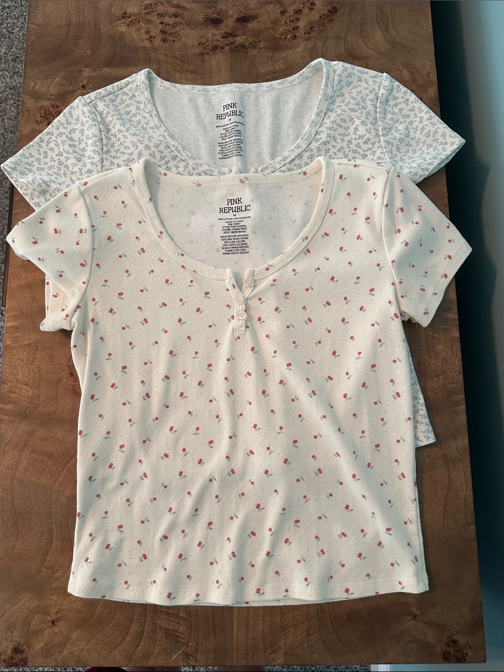 Pink Republic juniors' Cream Floral Short-Sleeve Top - 3-Pack